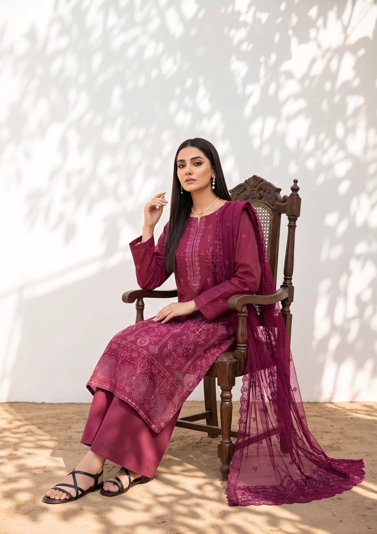 Delaya Premium Doria Embroidered 3-Piece Unstitched Suit | Article 200
